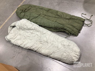 (47) Sleeping Bags