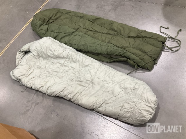 (47) Sleeping Bags