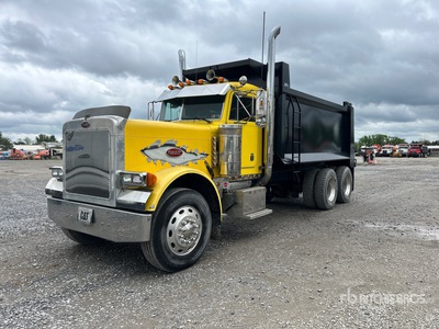 1993 Peterbilt 379 Camion à benne tandem