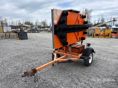 2013 Ver-Mac T-4X8 Arrow Board