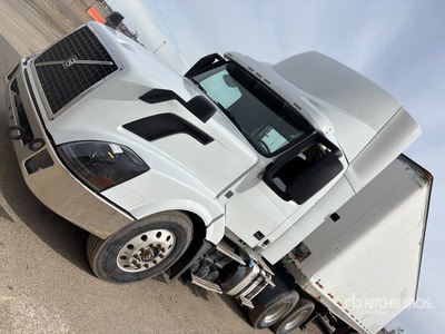 2018 Volvo VNL 6x4 تراكتور شاحنة نهارية (ثنائية المحور)