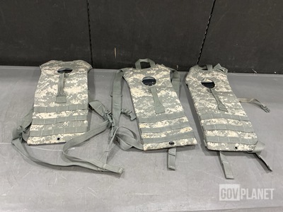 (64) Hydration System Carriers