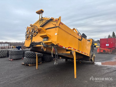 Asphalt heater box