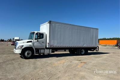 2018 Hino 268 4x2 Furgonetka