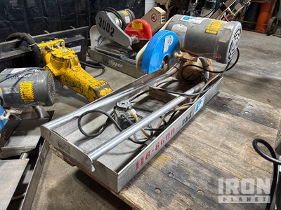 1998 Pro Cut 14 in Tile Saw