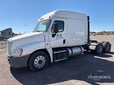 2019 Freightliner Cascadia 125 6x4 تراكتور شاحنة كابينة النوم (ثنائية المحور) (Inoperable)