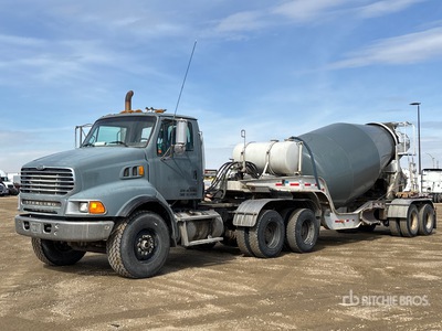 2006 Sterling LT9500 6x4 Camion hormigonera