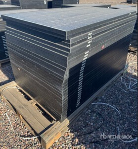 Quantity of (31) Q Cells Q.PEAK-G4.1 305 Solar Panels