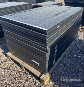 Quantity of (25) Q Cells Q.PEAK-G4.1 305 Solar Panels