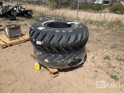 (2) STA 17.5-25 Tires w/Wheels