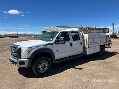 2014 Ford F-550 XL 4x4 Crew Cab Platte vrachtwagen