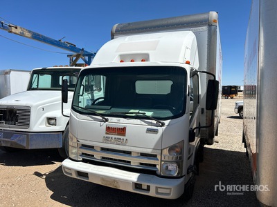 2014 Isuzu NPR 4x2 Gesloten vrachtwagen (Inoperable)