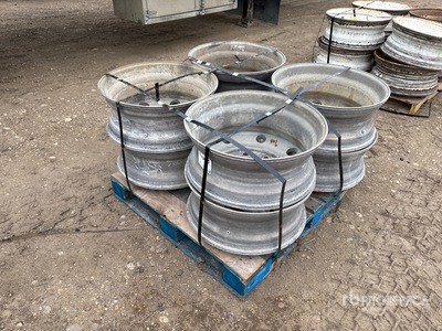 Quantity of (8) Ruote per autocarro