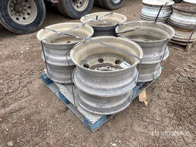 Quantity of (8) Ruote per autocarro