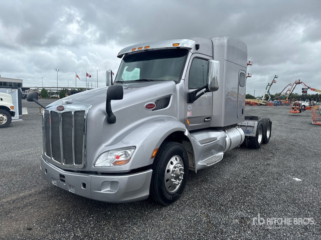 2015 Peterbilt 579 6x4 T/A Sleeper Truck Tractor