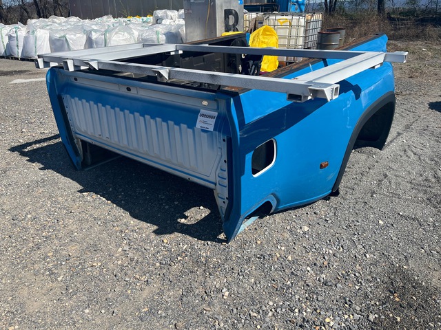 Chevrolet Silverado 3500HD 8 ft Pickup Truck Bed Chevrolet Silverado 3500HD 8 ft Pickup Truck Bed