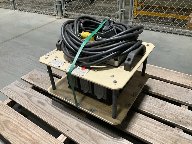 LEX DB-30NA-AQQ-S3 Portable Power Distribution Unit