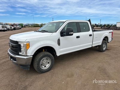 2017 Ford F-250 XL 4x4 Crew Cab Pickup