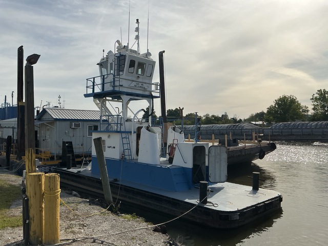 Tug Boat with Maxon Hull 543 Barge Tug Boat with Maxon Hull 543 Barge