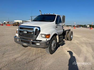2007 Ford F-750 4x2 Cab & Chassis