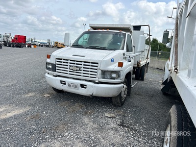 2006 Chevrolet C5500 4x2 S/A Dump Truck