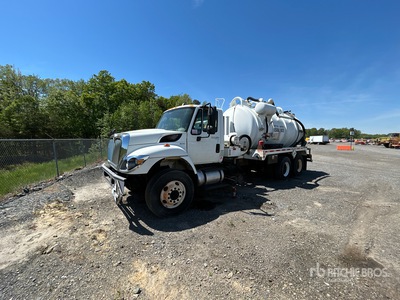 2010 Presvac on 2011 International 7400 6x4 Vacuum Excavator Truck (Inoperable)