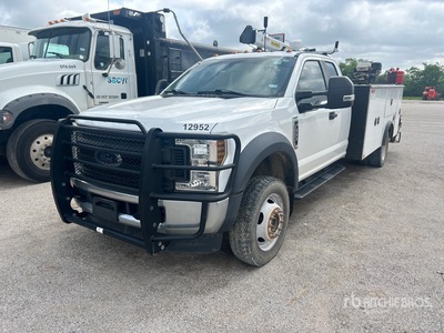 2018 Ford F-550 4x4 Extended Cab Servicewagen
