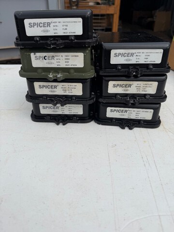 Lot of 7 - Spicer Dana CTIS Control Units
