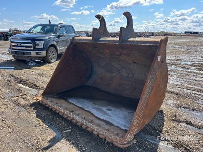 FMS 84 in Q/C Cleanup Excavator Bucket - Fits 400 Series