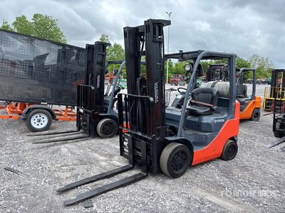 2019 Toyota 8FGCU25 3700 lb Pneumatic Tire Forklift