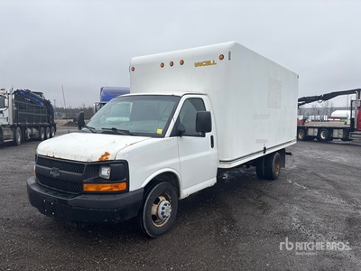 2014 Chevrolet Express G3500 4x2 Van Truck