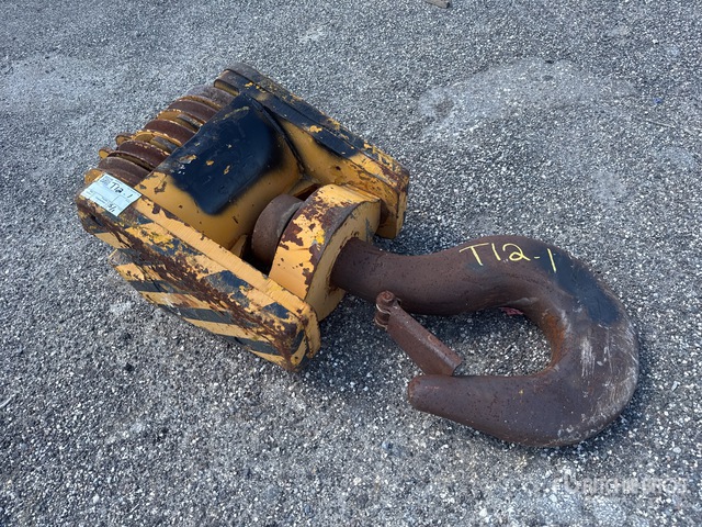 24 in Hook Block