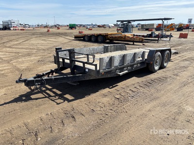2009 PJ Trailers 20 ft T/A Plataforma Basculante