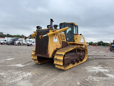 2011 Komatsu D155AX-6 ブルドーザー