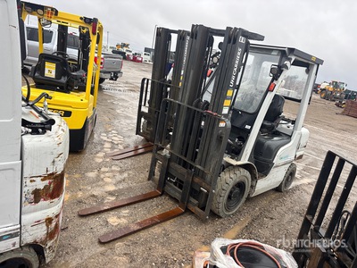 UniCarriers MCP1F2A25LV 4300 lb Pneumatic Tire Forklift