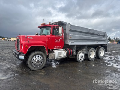 1990 Mack RD 8x4 Tri/A-kiepwagen