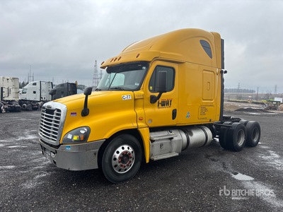 2016 Freightliner Cascadia 125 6x4 Tracteur Routier Couchette