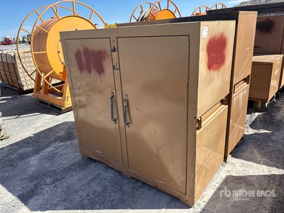 Quantity of (2) Skrzynka na miejsce pracy