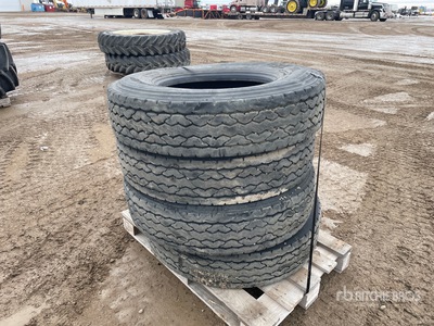 Quantity of (4) Dunlop 11R22.5 Tires