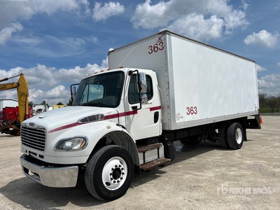 2014 Freightliner M2 4x2 Moving Furgoneta caja cerrada
