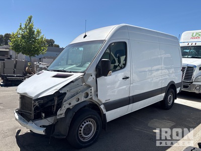 2013 Freightliner Sprinter 2500 4x2 Refrigerated Cargo Van