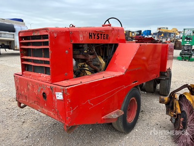 Hyster 9 Wheel Pneumatic Roller (Inoperable)
