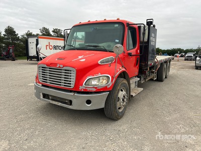 2007 Freightliner M2 106 6x4 Flatbed Truck