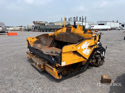 2012 LeeBoy Track Asphalt Paver