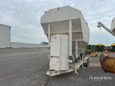 2015 Cemen Tech STTRLR T/A Cement Silo Trailer
