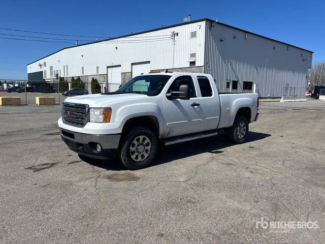 2013 GMC SIERRA
