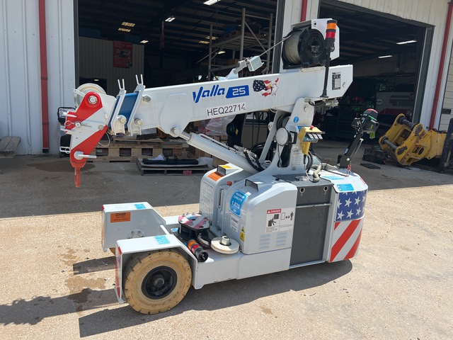 2020 Valla 25EL 1870 lb Pick-and-Carry Crane 2020 Valla 25EL 1870 lb Pick-and-Carry Crane