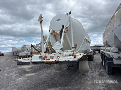 1996 Polar Tank Remorque à vrac pneumatique