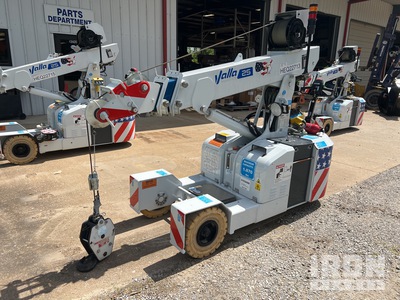 2020 Valla 25EL 1870 lb Pick-and-Carry Crane