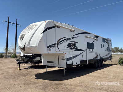 2012 Forest River XLR 42 ft Tri/A Toy Hauler Remolque de viaje
